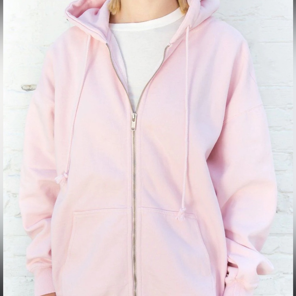 Brandy Melville Christy Zip Up - Oversized Fit - Lightly worn